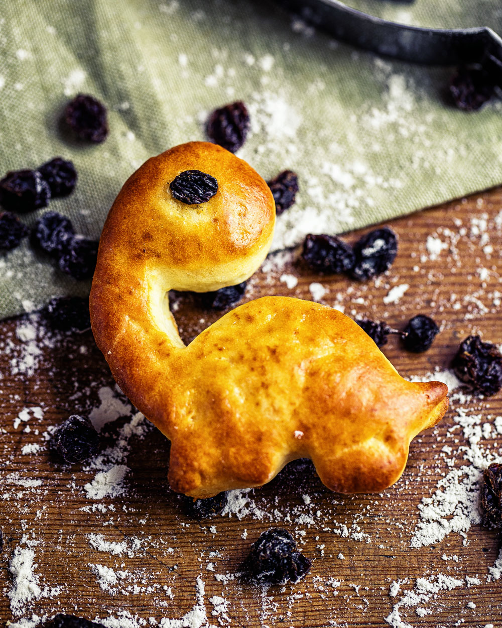 Dinosauerier Weckmaenner einfaches mitbringsel kindergeburtstag schule kindergarten rezept