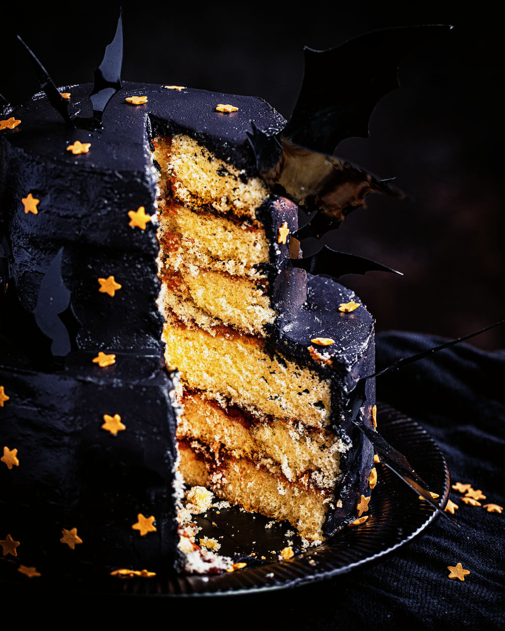 einfache halloween torte selber machen maintal ohne backen schwarze fledermaus torte