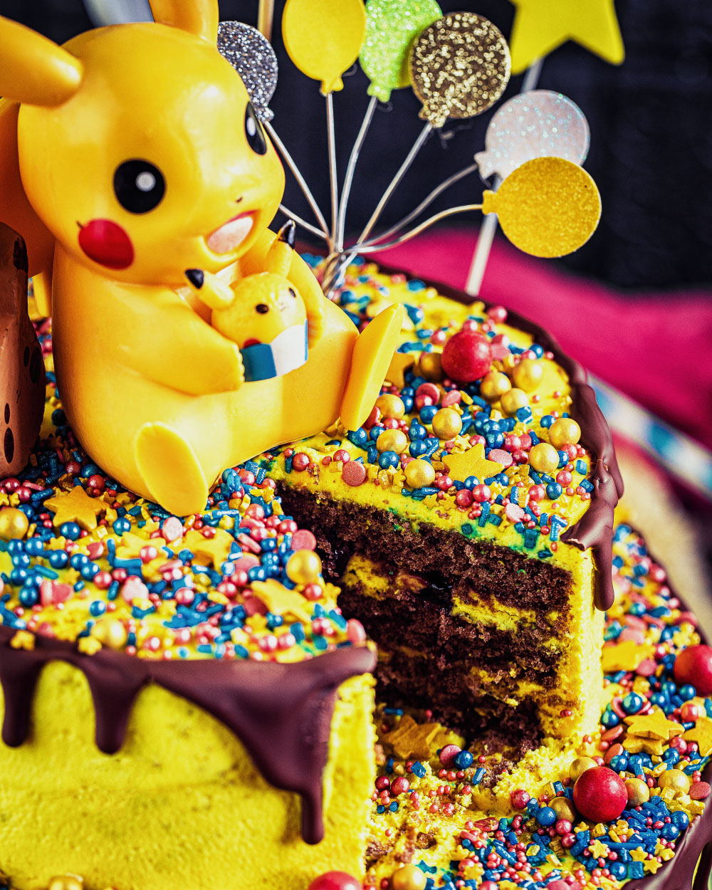 Einfache Pokemon Torte Geburstagstorte fuer Jungs Jungen einfaches Rezept Heike Herden Geburtstagstorte