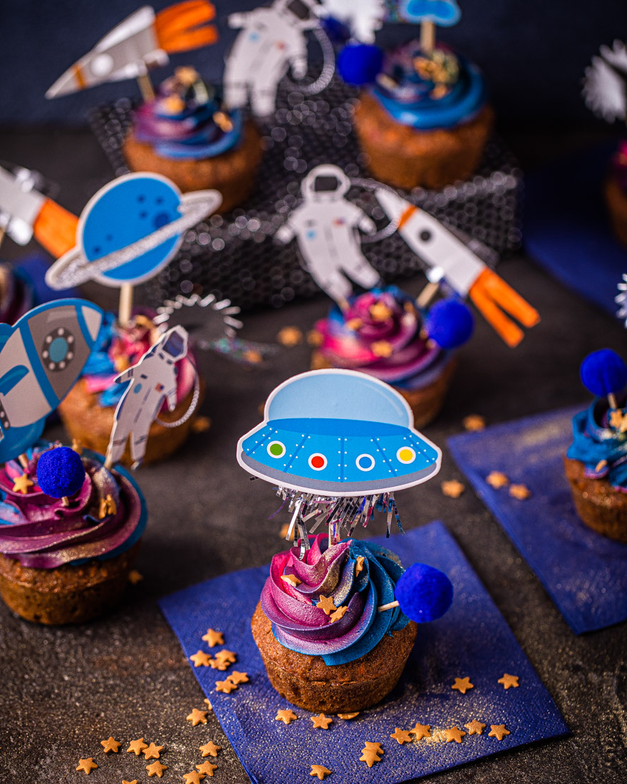Astronauten-Muffins einfaches Rezept Kindergeburtstag Geburtstagstorte weltraum backmischung selber backen heike herden